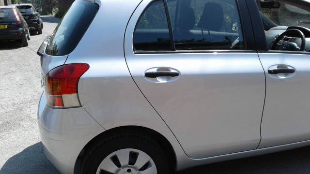 2009 Toyota Yaris 1.0 VVT-i T2 5dr