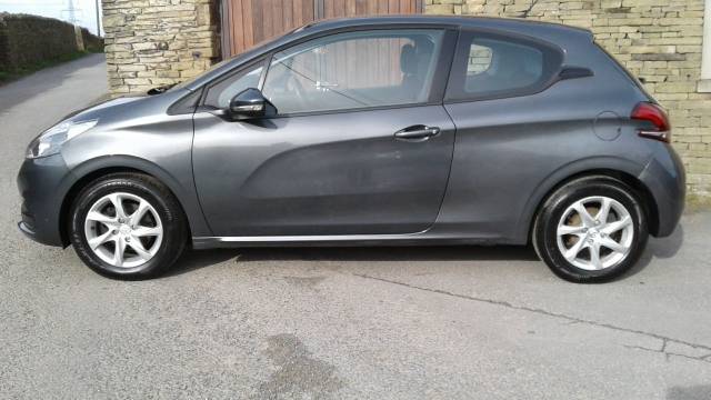 2015 Peugeot 208 1.2 PureTech 82 Active 3dr