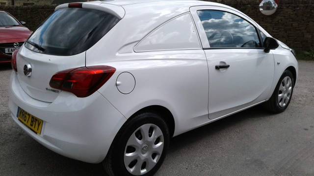 Vauxhall Corsa 1.3 CDTi 16V 95ps ecoTEC Van [Start/Stop] Panel Van Diesel White