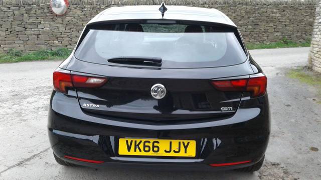 2017 Vauxhall Astra 1.6 CDTi 16V 136 SRi Nav 5dr